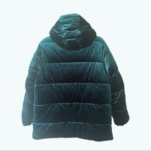 gap green velvet puffer